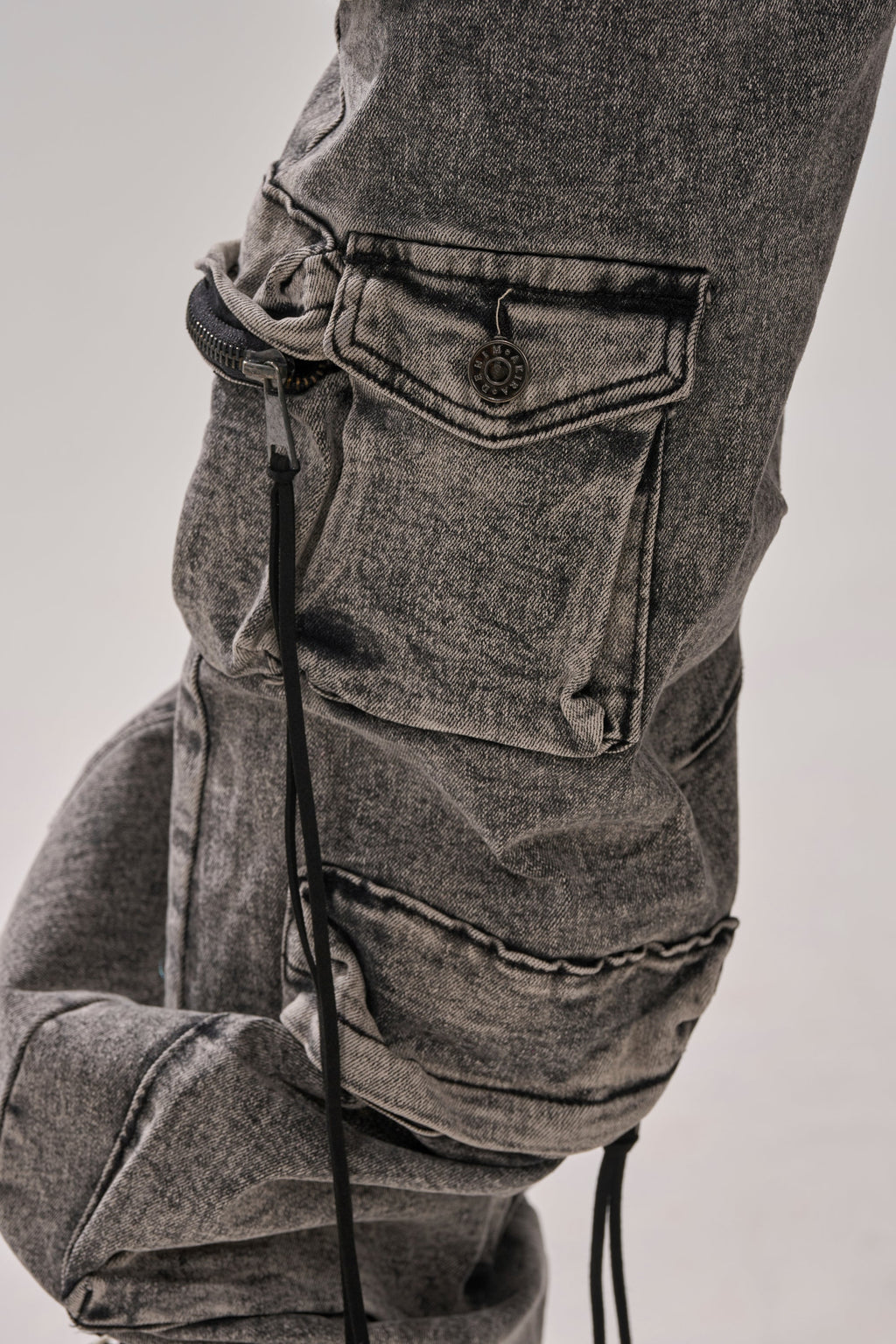 CARGO FOR DAYS DENIM JOGGER