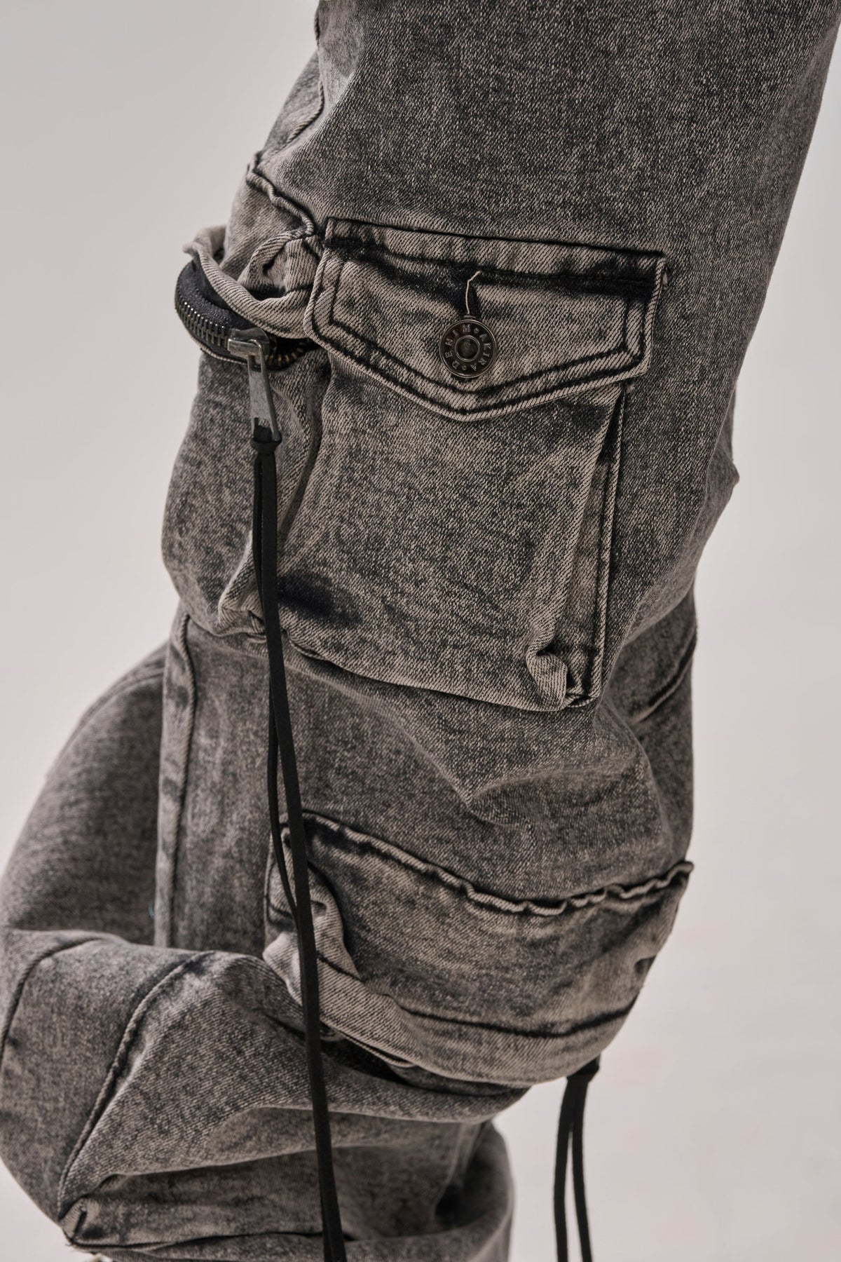 CARGO FOR DAYS DENIM JOGGER